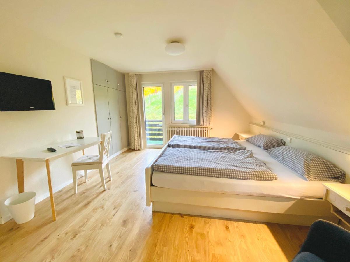 Pension Am Weinberg Sasbachwalden Bagian luar foto